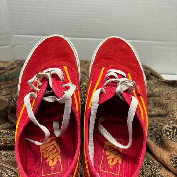 VANS Off the Wall Unisex Sneakers Red with Stripes 508731 Men's 7 Womens 8.5 - Picture 10 of 12